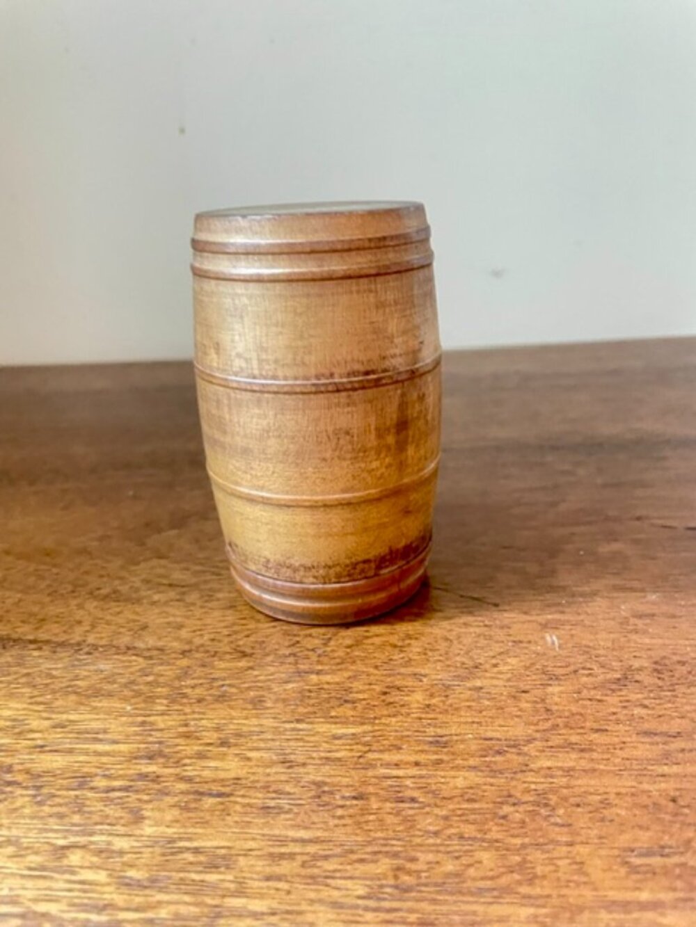 Antique 19th C Wood Treen Ware Barrel Miniature Box